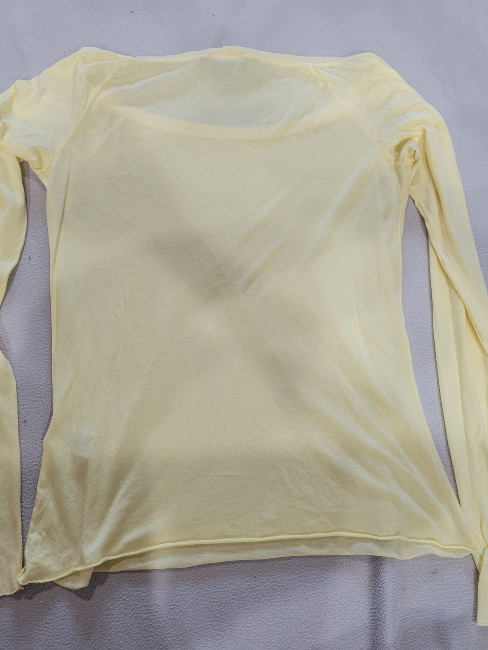 Vintage Juicy Couture Light Yellow Women’s Scoop Neck Long Sleeve Top - Picture 4 of 6